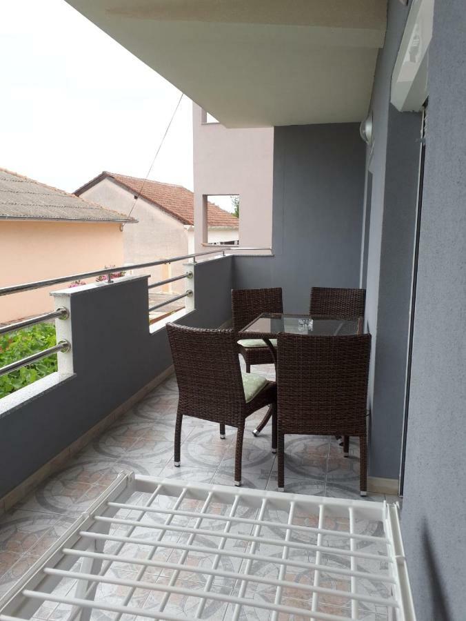 Apartmani Kuzmic 브르시 외부 사진